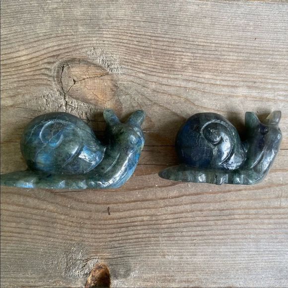 Crystal Snail Carvings - Picture 6 of 8